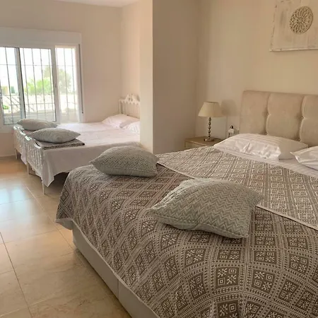 アパート Apartamentai *